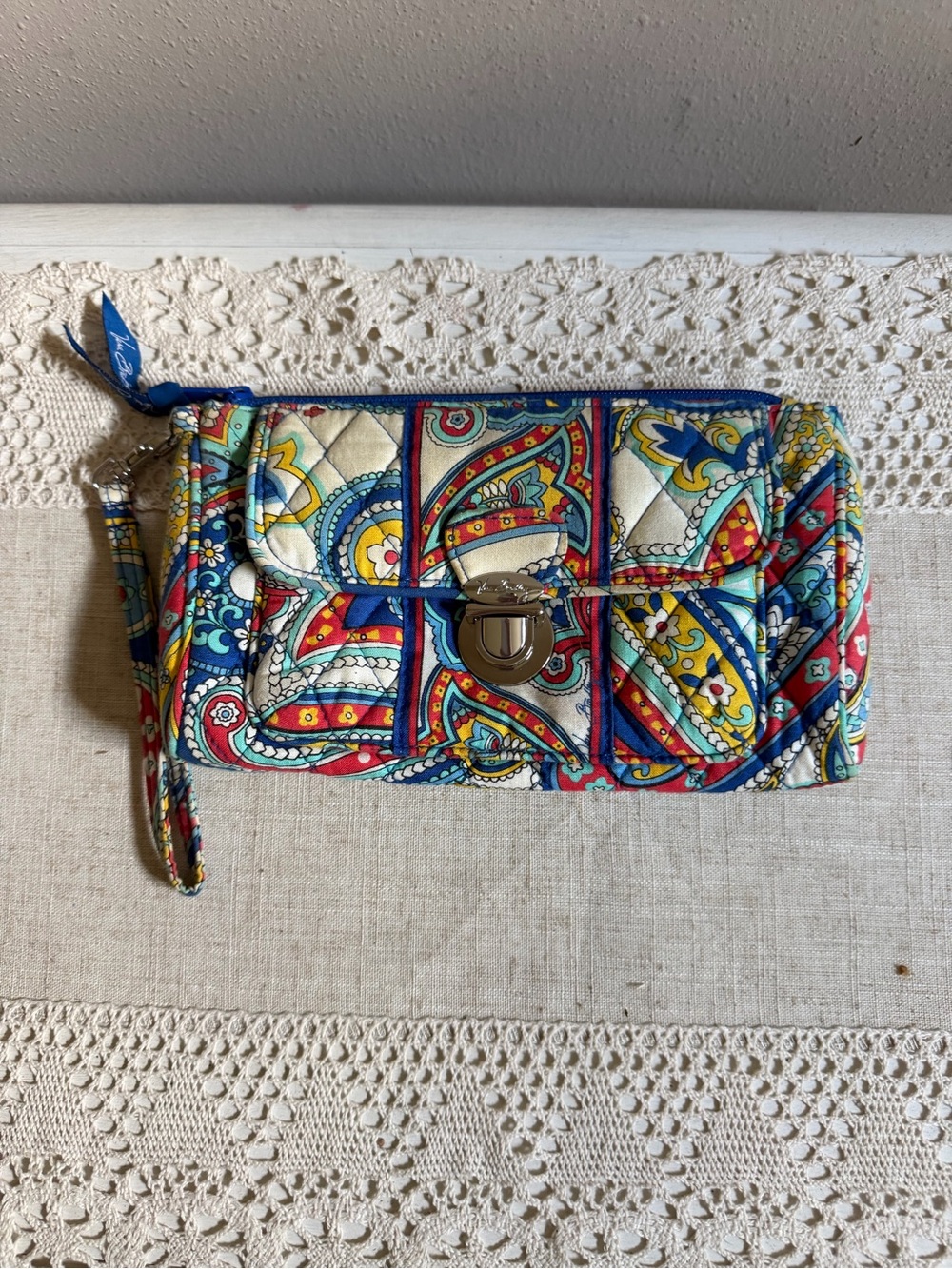 Vera Bradley Quilted Cotton
Marina Paisley Push-lock
Wristlet Wallet Clutch